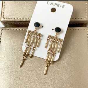 Evereve Jewelry Thirty Nine 42 Chandelier Earrings